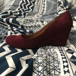 Dirty Laundry 3’’ wedge heels